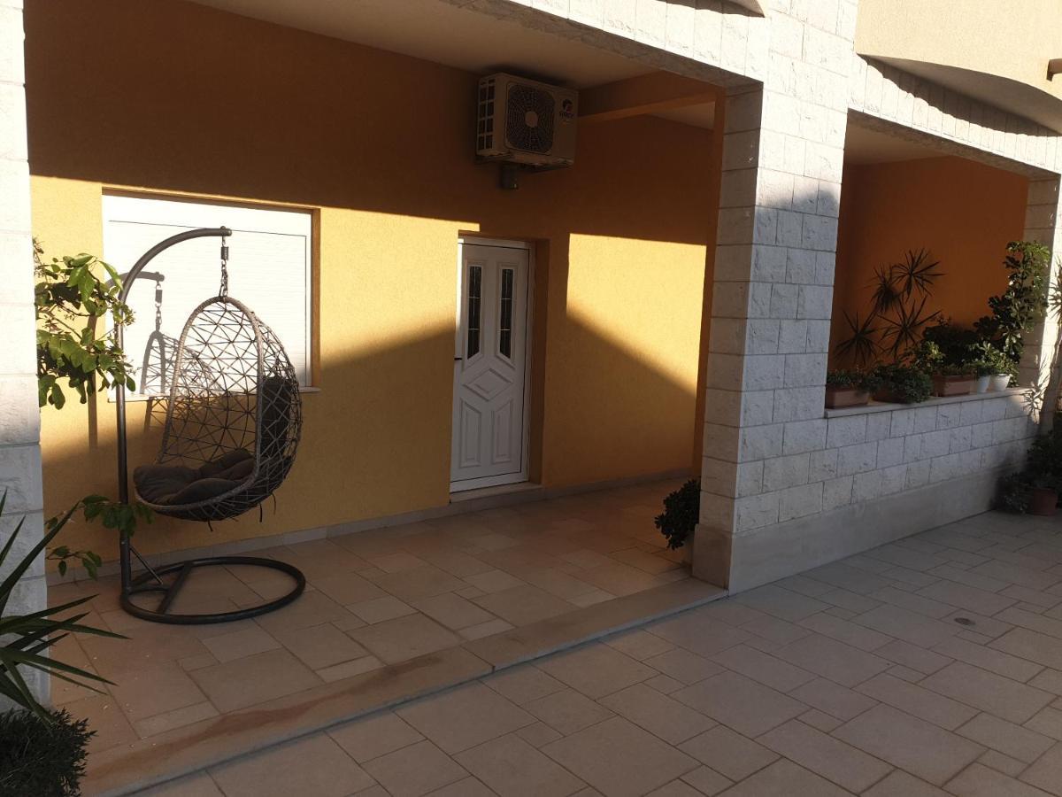 Villa Vujcic Makarska Exterior foto